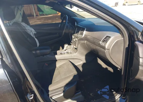 2021 Jeep Grand Cherokee Laredo E 4X4 from USA, damaged, VIN 1C4RJFAG5MC524879